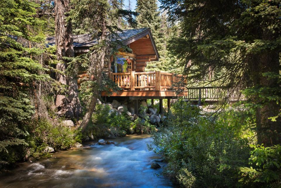 1) For Mountain-Seekers: Lone Mountain Ranch in Big Sky, Montana