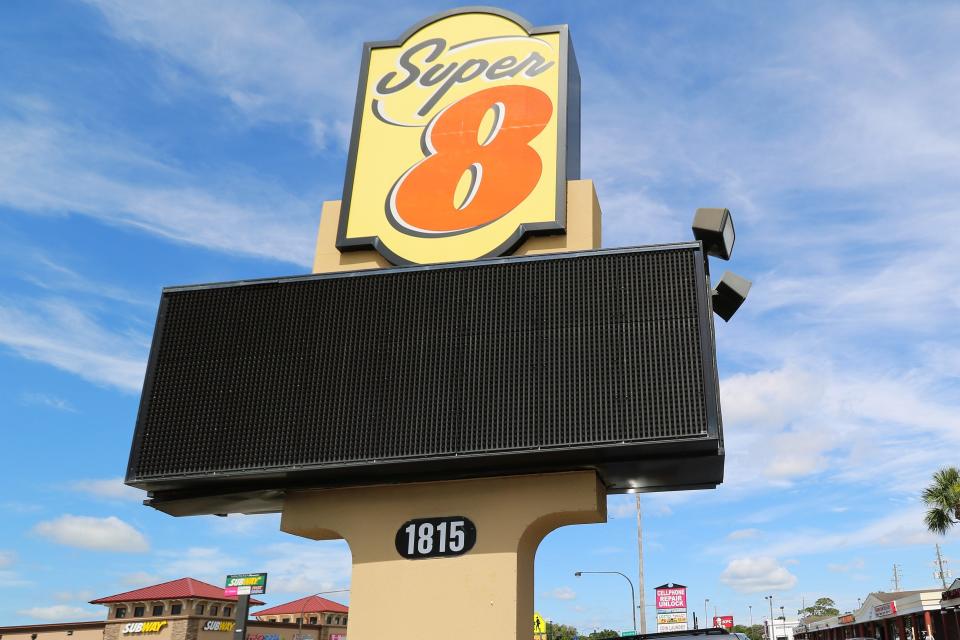 super 8 motel