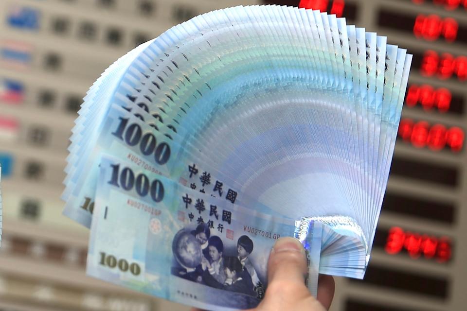 中央銀行再度駁斥外界關於「新台幣匯率遭低估」的相關說法。示意圖。圖／聯合報系資料照片