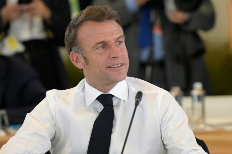 El presidente de Francia, Emmanuel Macron, en una sesión de trabajo sobre inteligencia artificial, energía y África-Mediterráneo en la Cumbre del G7, en Borgo Egnazia, Italia, el 14 de junio de 2024 (Tiziana Fabi)