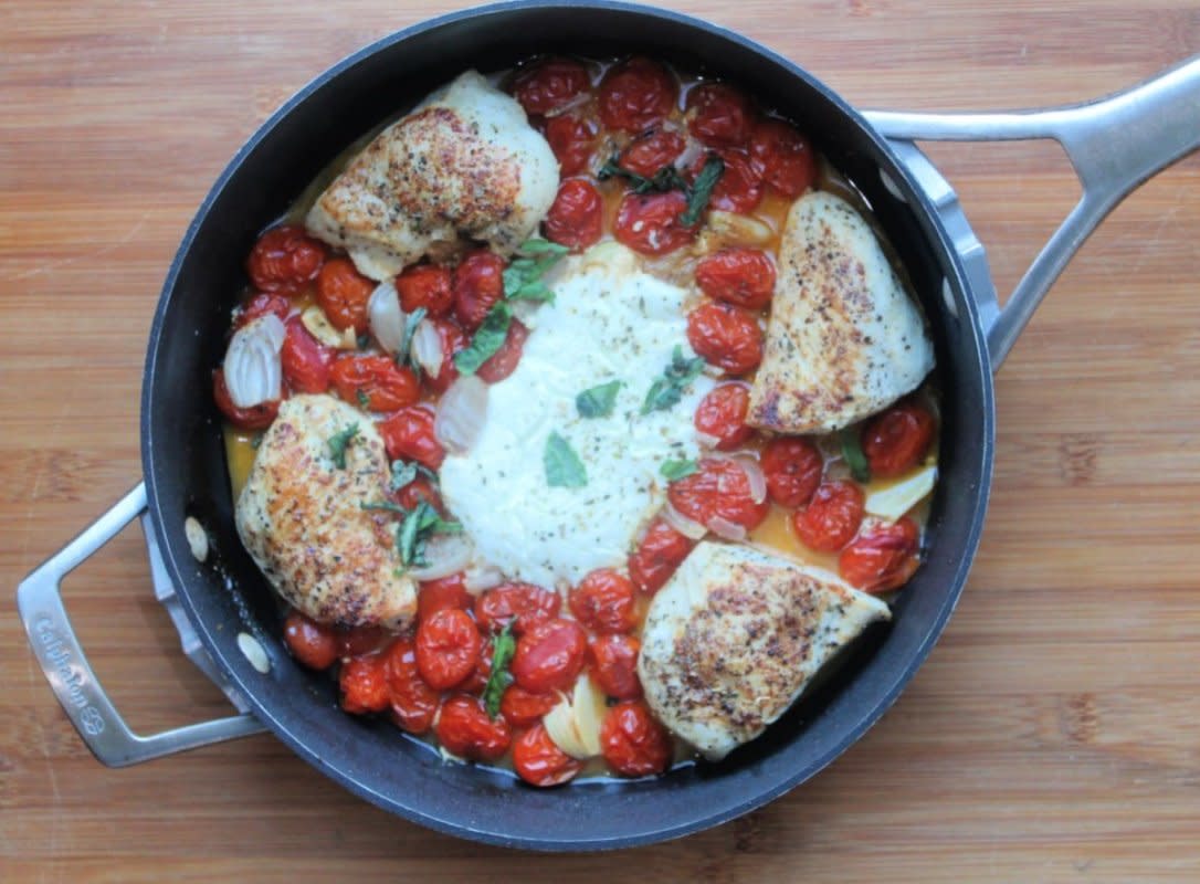 <p>Foody Schmoody Blog</p><p>This one pot dinner recipe is a take on the baked feta trend. Perfect recipe for those who aren’t a fan of feta but still want the ease of the preparation method.</p><p><strong>Get the recipe: <a href="https://foodyschmoodyblog.com/goat-cheese-chicken-and-tomatoes-my-take-on-the-tiktok-baked-feta-trend/" rel="nofollow noopener" target="_blank" data-ylk="slk:Goat Cheese Chicken and Tomatoes;elm:context_link;itc:0;sec:content-canvas" class="link rapid-noclick-resp">Goat Cheese Chicken and Tomatoes</a></strong></p>