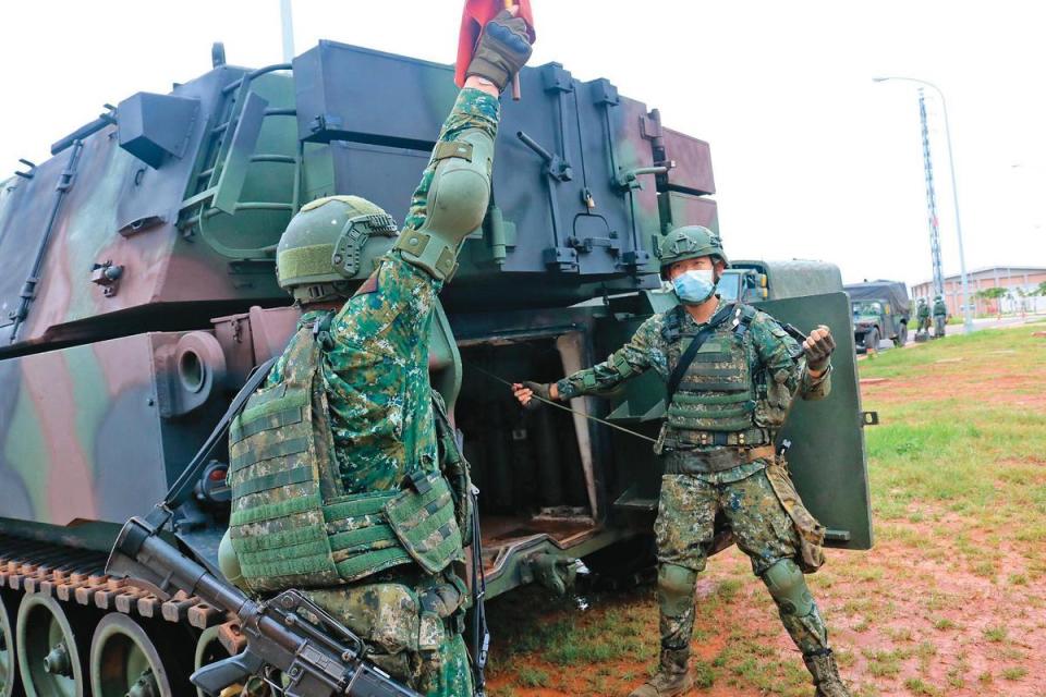 台海局勢緊張，引起國際關注，國軍各式軍品採購成為保家衛國一大關鍵。（翻攝中華民國陸軍粉專）