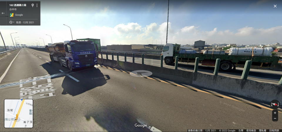圖／從Google實景地圖可見，西濱快速公路幾乎每個路段都可見到大車，也提醒大家開車謹記「遠離大車，安全你我他」原則。