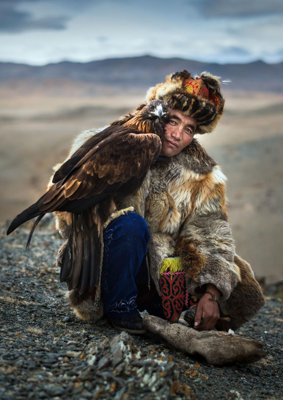 One of the riders with his eagle