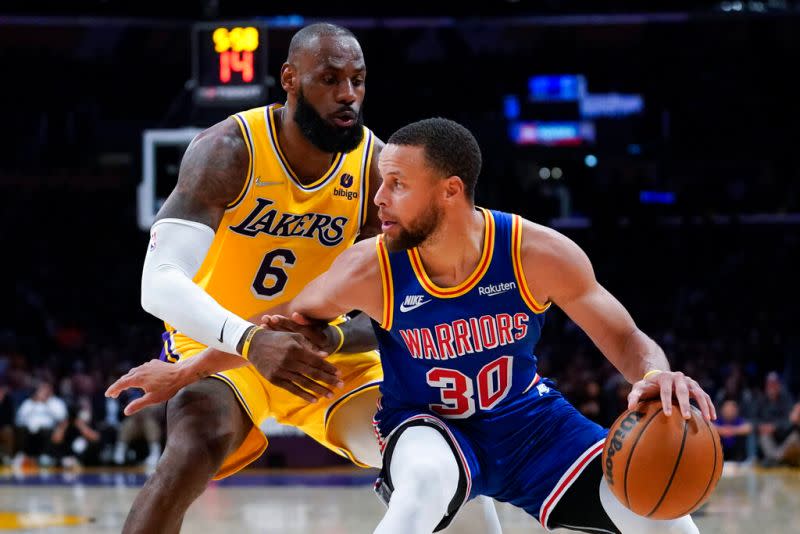 ▲Stephen Curry和LeBron James對位。（圖／美聯社／達志影像）