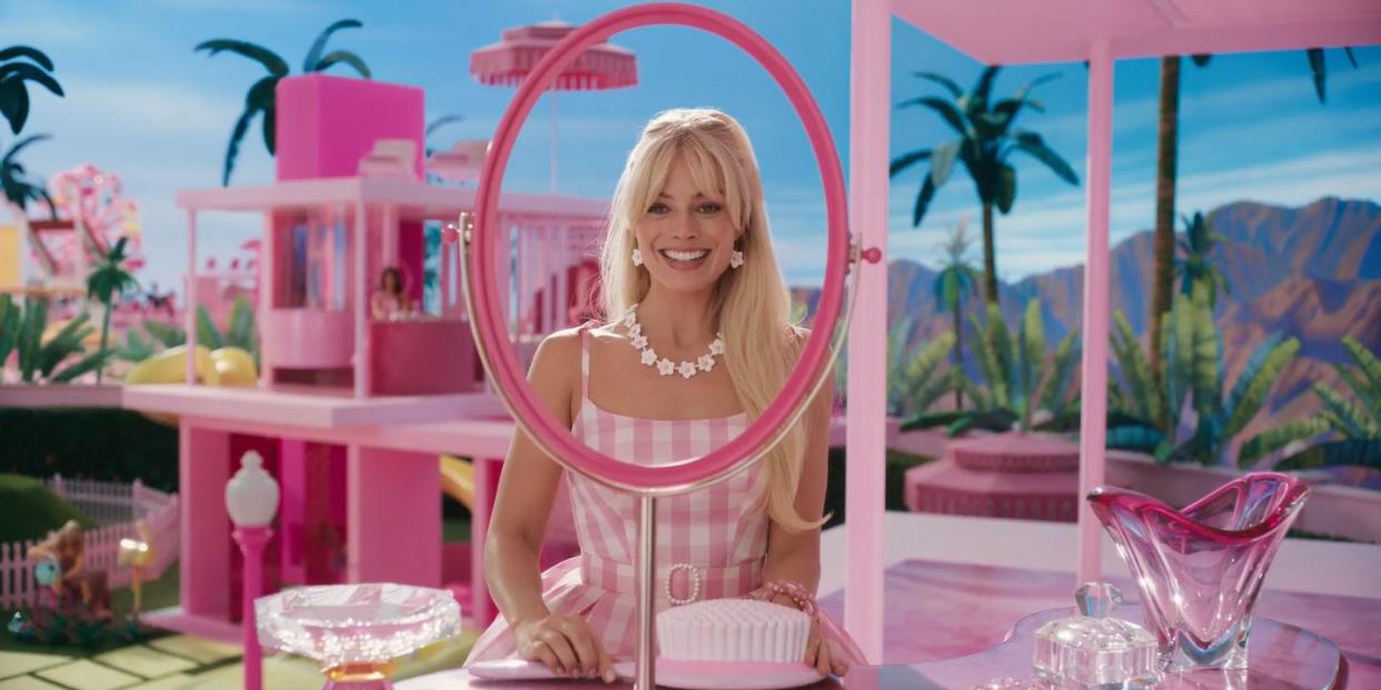 trailer barbie film