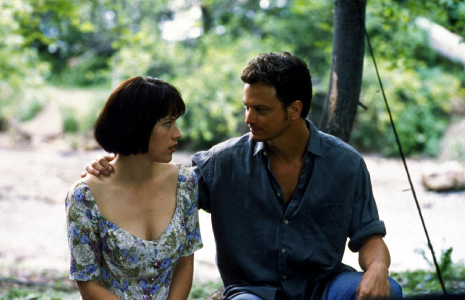 Molly Ringwald and Sinise in 'The Stand' (Photo: ABC/Courtesy: Everett Collection)