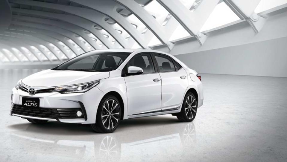 9月最熱賣車款依然由Toyota Corolla Altis稱王（圖片來源：https://autos.yahoo.com.tw/new-cars/trim/toyota-corolla-altis-2018-1-.-8%E8%B1%AA%E8%8F%AF%E7%89%88）