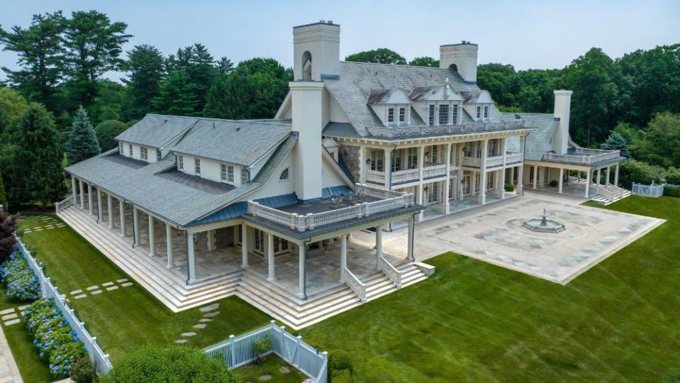 A Greenwich, Connecticut estate lists for .8 million - Credit: Brown Harris Stevens