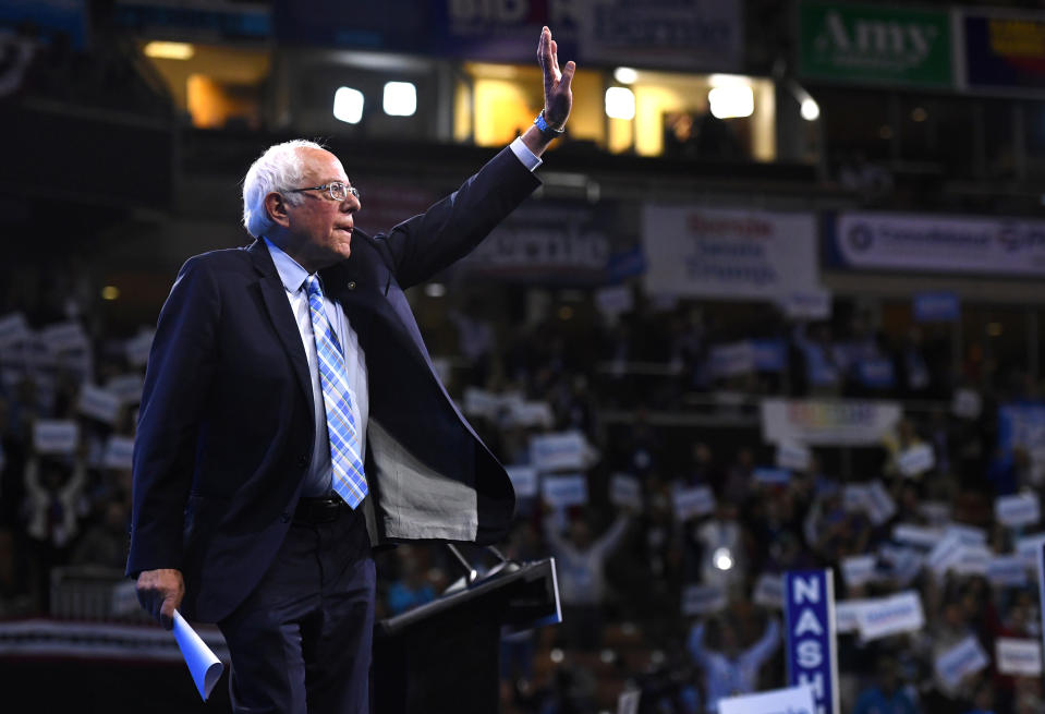 Sen. Bernie Sanders waves to attendees at the New Hampshire Democratic Party state convention in Manchester earlier this month. (Photo: Gretchen Ertl/Reuters)