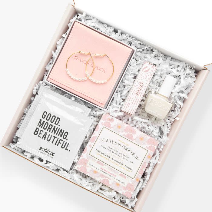 4) Bridesmaid Proposal Mini Gift Box Set