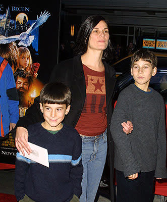 Linda Fiorentino and kids at the New York premiere of Warner Brothers' Harry Potter and The Sorcerer's Stone