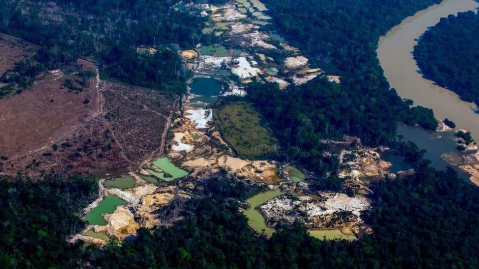 巴西亞馬遜地區的埃斯佩蘭薩4號金礦營地位於Menkragnoti 原住民領地附近