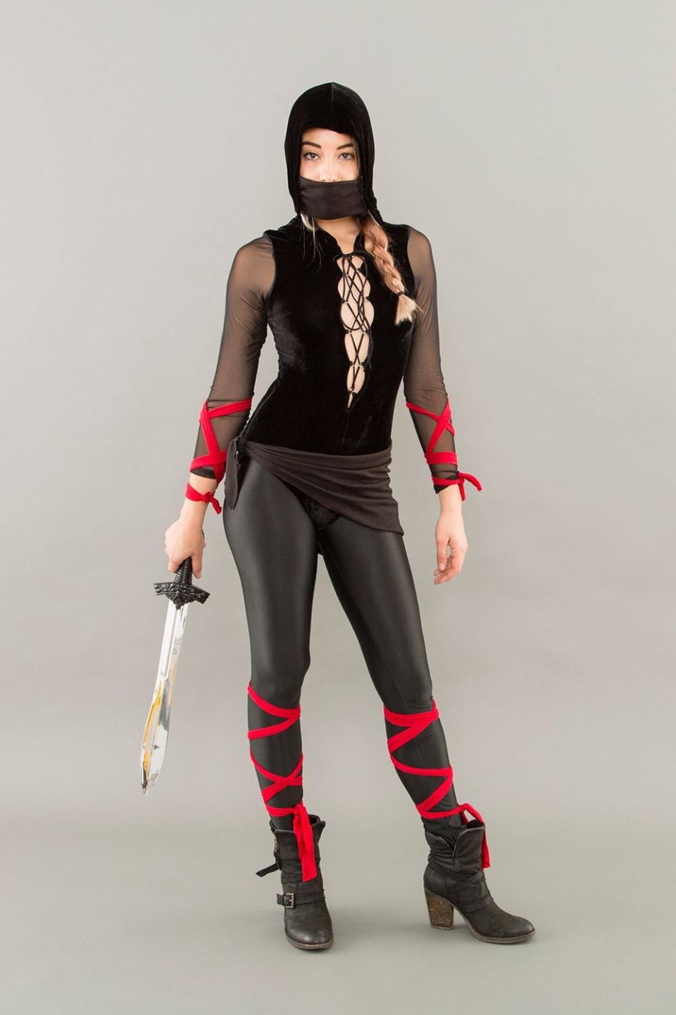 DIY Women's Ninja Halloween Costume