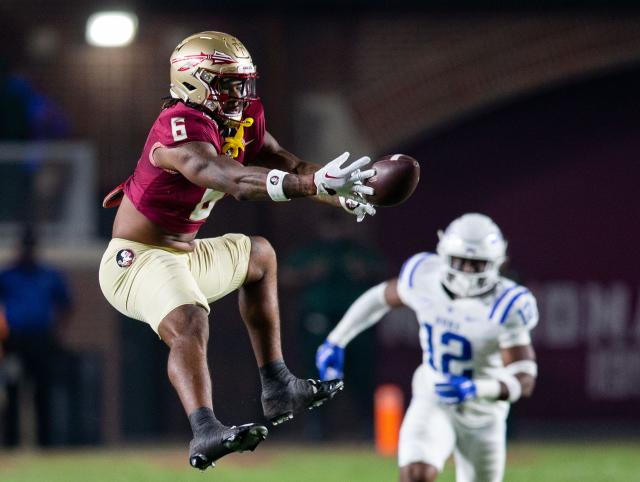 FSU football players seen wearing Apple Watches during LSU game