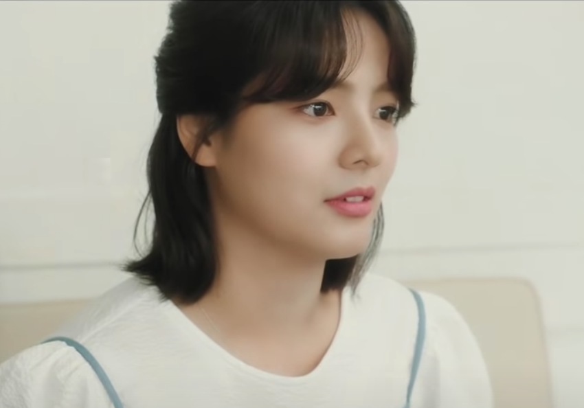 Song Yoo-jung in the music video for NIve’s song “How Do I