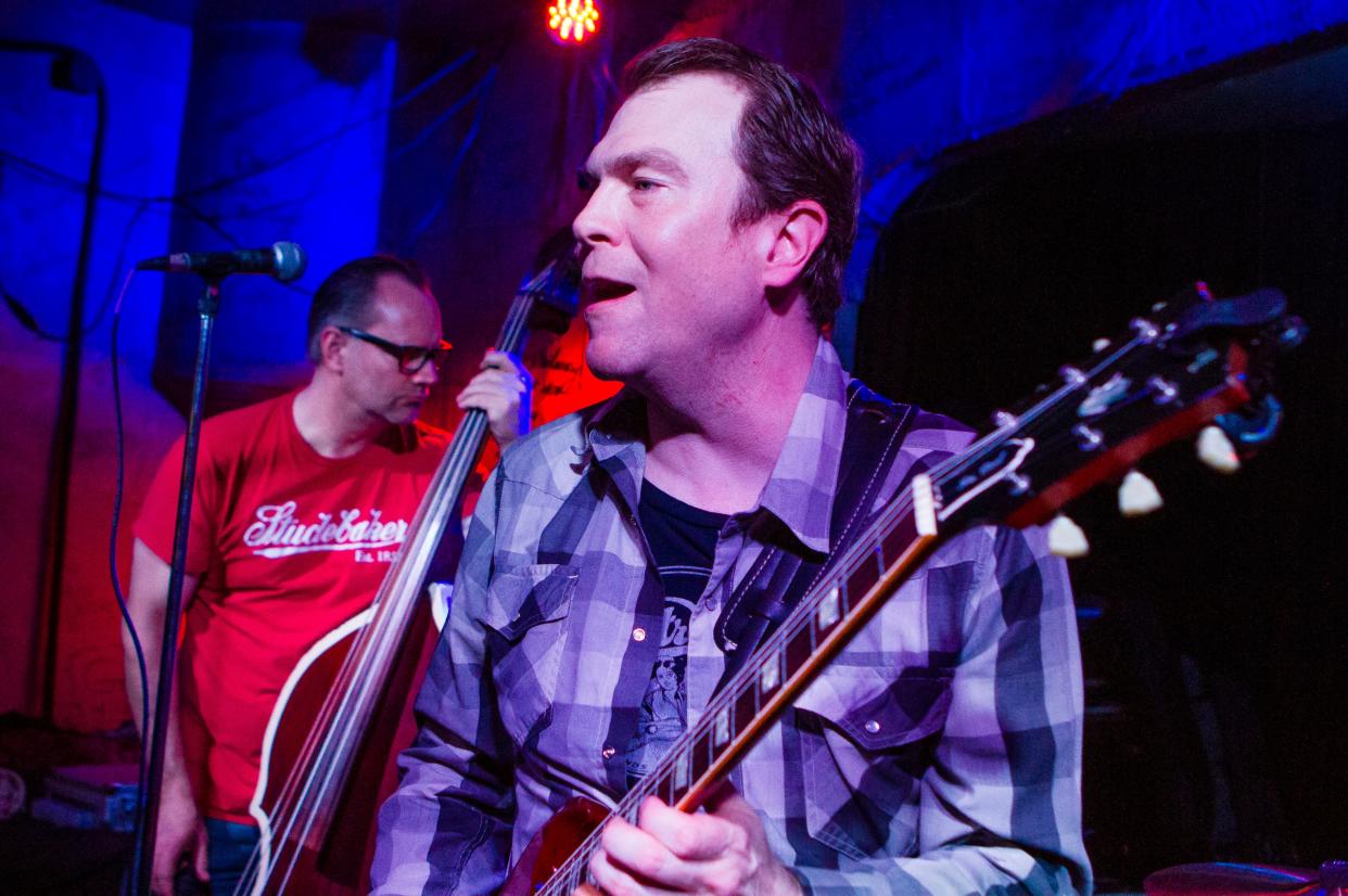 The late Jesse Lee Scutchfield, left, of Junior and the Igniters, and Frank Krakowski perform with Little Frank and the Premiers on Saturday, April 6, 2019, at the Midway Tavern in Mishawaka. Krakowski performs May 11, 2024, at The Music Village's 2024 Block Party at Howard Park in South Bend.