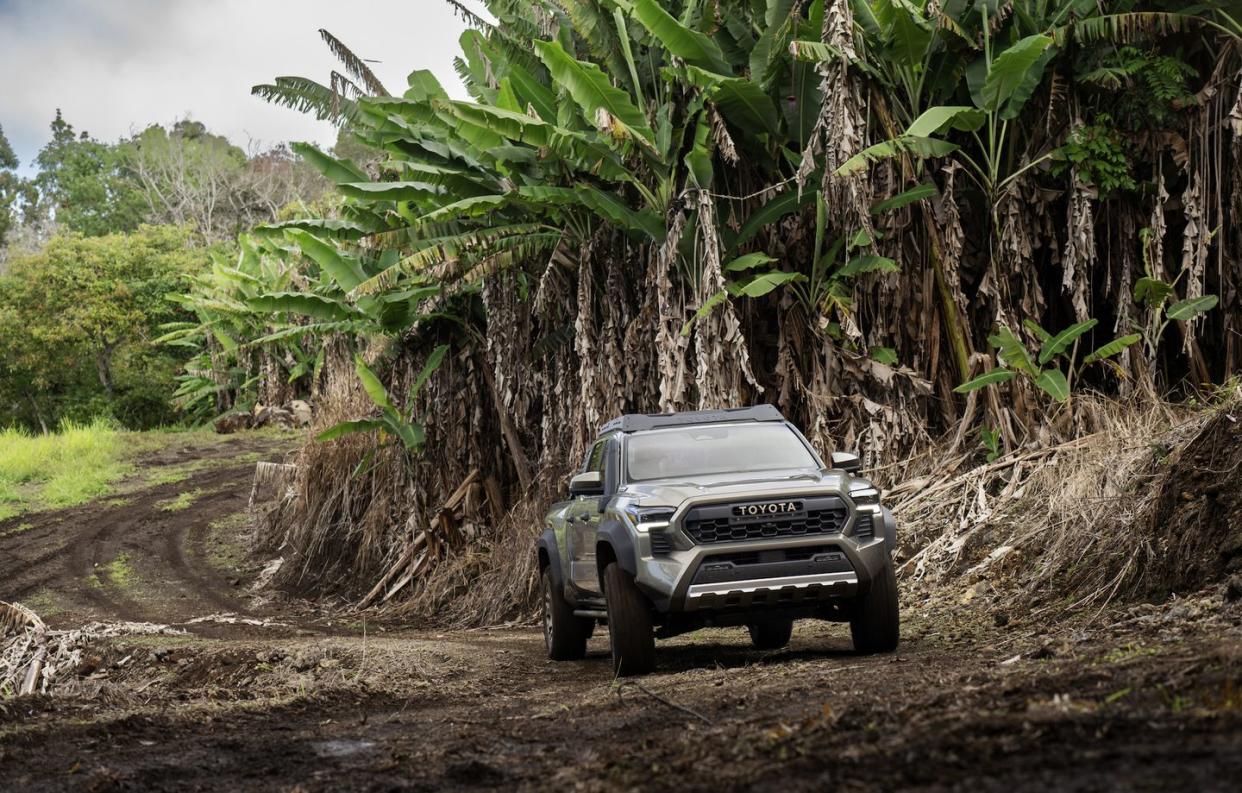 2024 toyota tacoma trailhunter press images