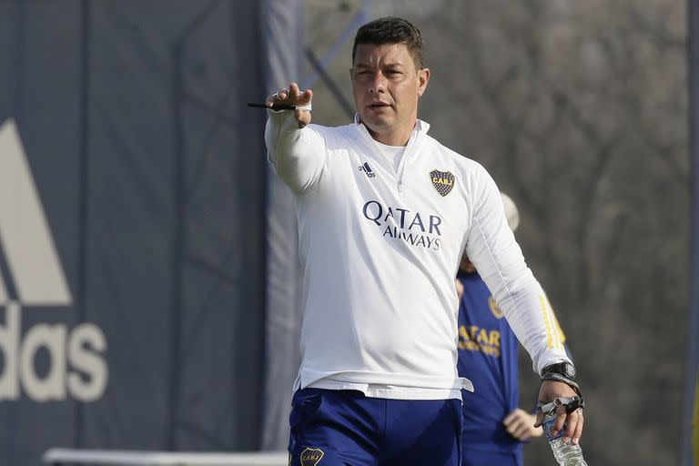 En su debut como DT de Boca, Sebastián Battaglia apostaría al regreso a la titularidad de Alan Varela y Jorman Campuzano.