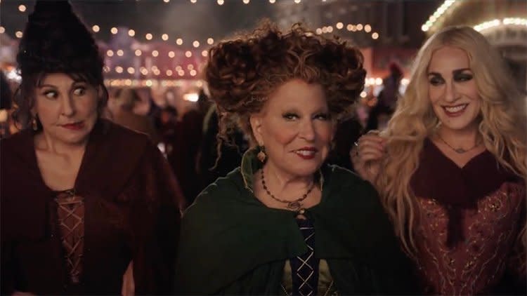 The Sanderson sisters in Hocus Pocus 2