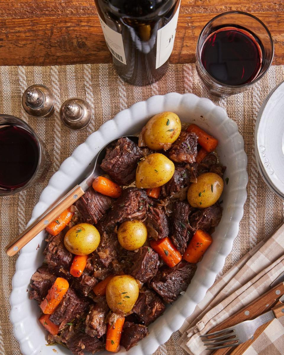 slow cooker pot roast with carrots and onion