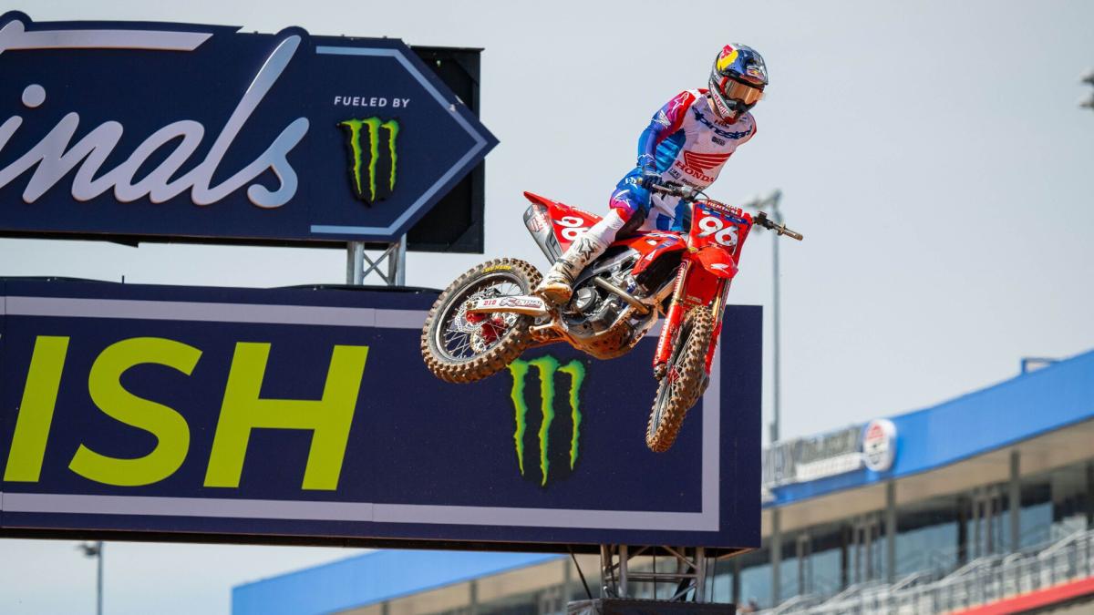 Saturdays SuperMotocross Playoff Round 2 at Chicagoland How to watch, start times, schedules, streams