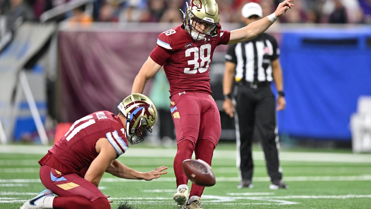 Michigan Panthers’ kicker Jake Bates makes impressive 62-yard field goal following 64-yard kick from previous week