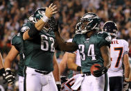 PHILADELPHIA, PA - NOVEMBER 07: Ronnie Brown #34 of the Philadelphia Eagles celebrates his touchdown against the Chicago Bears with teammate Jason Kelce #62 during the third quarter of the game at Lincoln Financial Field on November 7, 2011 in Philadelphia, Pennsylvania. (Photo by Nick Laham/Getty Images)