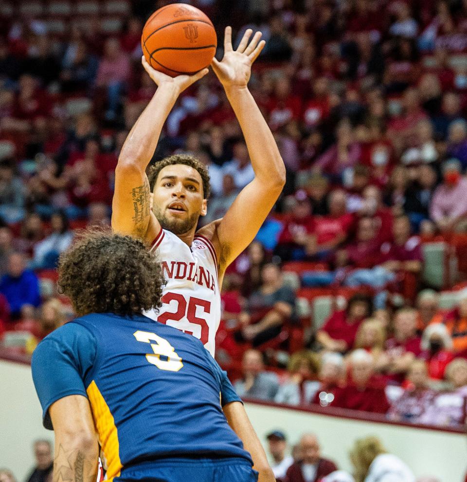 Indiana's Race Thompson (25) makes a three-pointer during the first half of the Indiana versus Marian men's basketball game at Simon Skjodt Assembly Hall on Saturday, Oct. 29, 2022.
