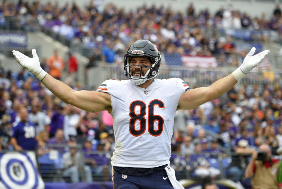 Chicago Bears tight end Zach Miller retired less than two years after a terrible leg injury. (AP)