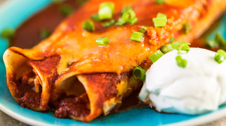 Enchiladas with sour cream