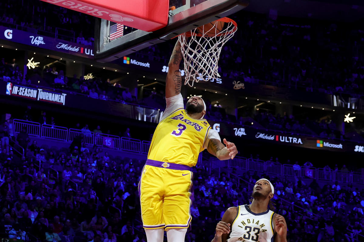 Lakers vence Pacers e vence evento inaugural