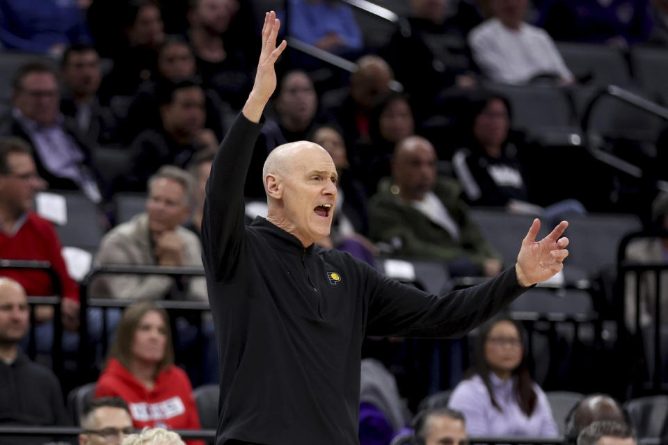 Indiana Pacers coach Rick Carlisle yells to players during the first half of an NBA basketball game against the Sacramento Kings in Sacramento, Calif, Thursday, Jan. 18, 2024. (AP Photo/Jed Jacobsohn)