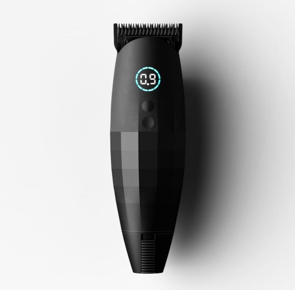 Bevel Pro All-In-One Clipper & Trimmer (Image: Bevel)