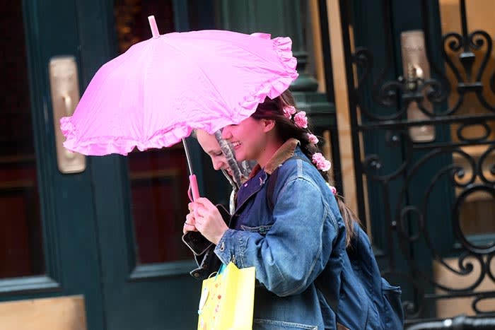 Suri Cruise el día que cumplió 18 años en Nueva York