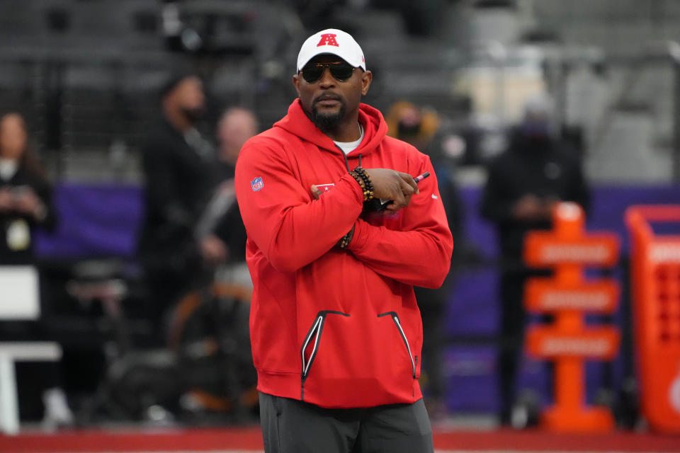 Ray Lewis, a 13-time Pro Bowler himself, said the event is a valuable time for players to study their peers and fashion edges they can use during the next season and beyond.  (Kirby Lee-USA TODAY Sports)