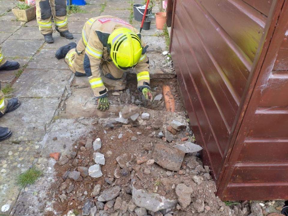 The USAR Team utilized ‘Delsar’ listening and seismic detection equipment and technical search cameras to pinpoint the dog’s exact location. Mid and West Wales Fire and Resc