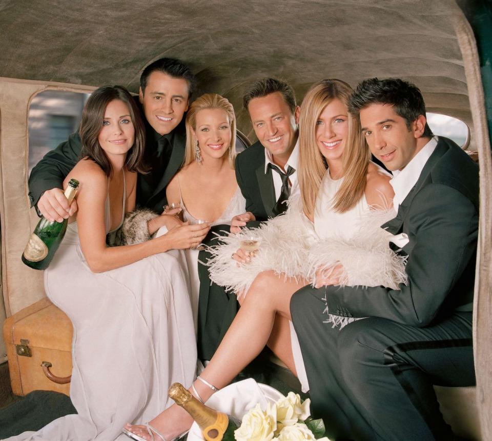 PHOTO: The 'Friends' cast, Courteney Cox as Monica Geller, Matt LeBlanc as Joey Tribbiani, Lisa Kudrow as Phoebe Buffay, Matthew Perry as Chandler Bing, Jennifer Aniston as Rachel Green, David Schwimmer as Dr. Ross Geller (NBCUniversal via Getty Images)