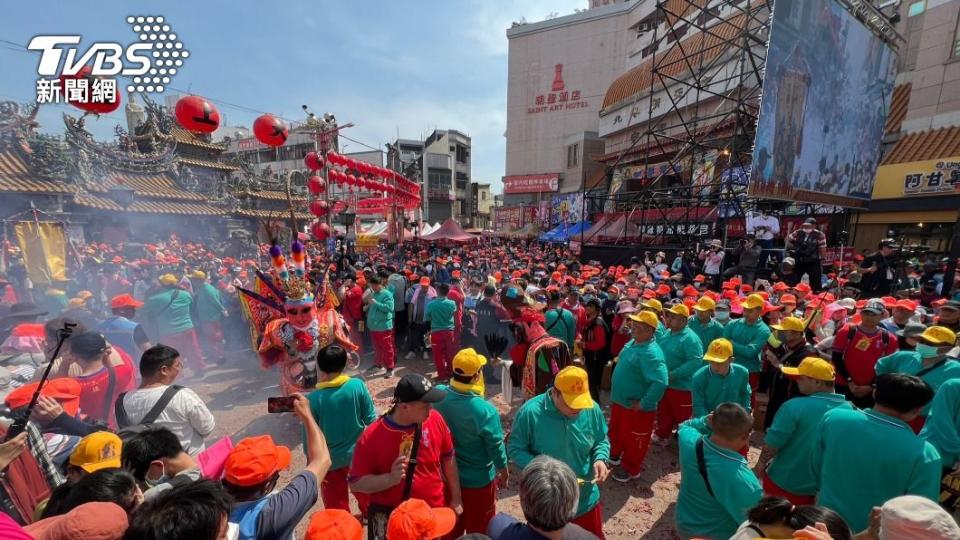 白沙屯媽祖抵達北港朝天宮。（圖／胡瑞麒攝）