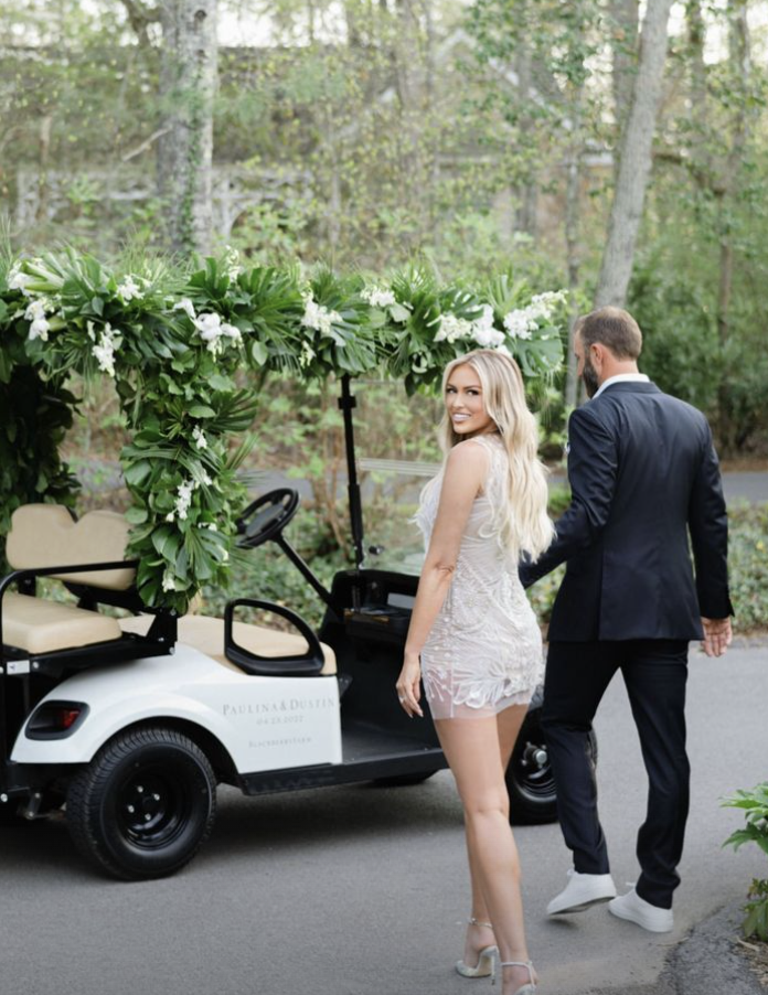 Paulina Gretzky on her way to her rehearsal dinner. (Photo via Instagram/paulinagretzky)