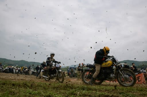 Dust Race is held on a small island in the central city of Chungju and its appeal has been steadily growing since it launched in 2014