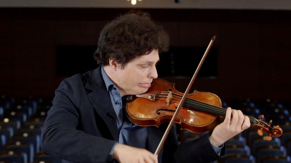 Violinist Augustin Hadelich. / Credit: CBS News