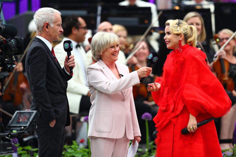 LONDON, ENGLAND - MAY 19: John McEnroe and Sue Barker speak with Paloma Faith during the Wimbledon No. 1 Court Celebration in support of the Wimbledon Foundation at All England Lawn Tennis and Croquet Club on May 19, 2019 in London, England. (Photo by Dan Istitene/Getty Images)