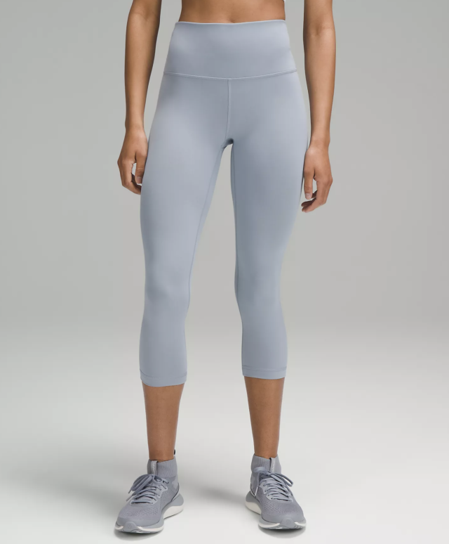 Finally got a pair of Instill .It's gorgeous but does show sweat 💧 : r/ lululemon