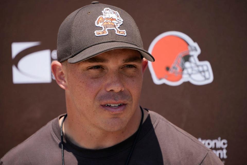 Cleveland Browns special teams coordinator Bubba Ventrone talks with the media after practice Wednesday in Berea.