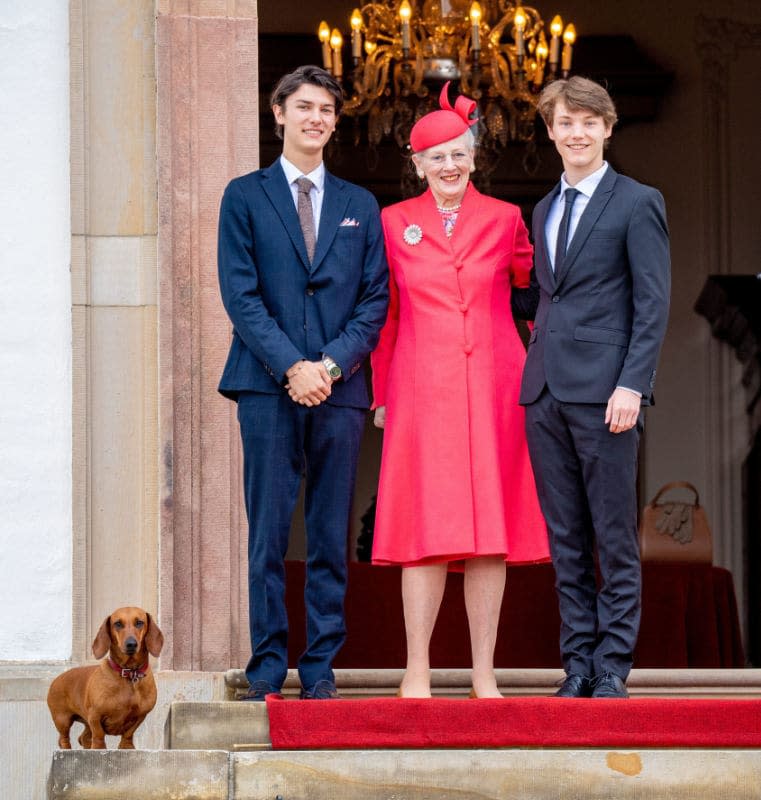 Margarita de Dinamarca con Nicolás y Félix de Dinamarca