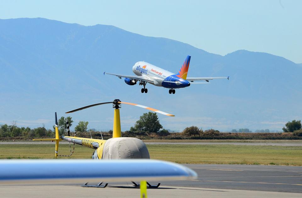 An Allegiant Air flight takes off from the Provo Airport in Provo, Utah on Aug. 31, 2016. (Scott Sommerdorf/The Salt Lake Tribune via AP)