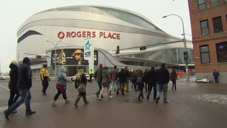 Rogers Place to undergo repairs 6 months after opening