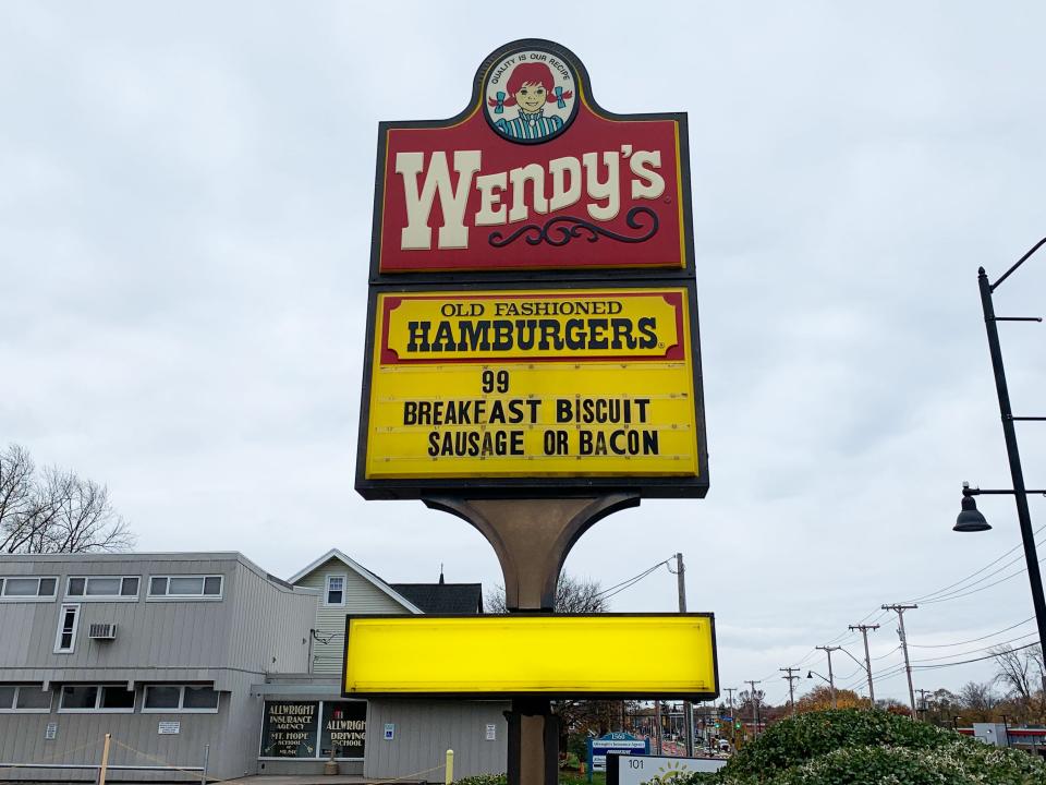 Wendy's breakfast sign