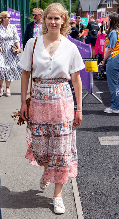 lady-louise-windsor-boho-skirt